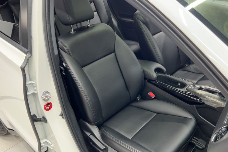 Used Honda XR-V 2017 1.8L EXi CVT Comfort Version
