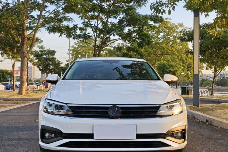 Used Volkswagen Lamando 2019 230TSI DSG Fashion Edition China VI
