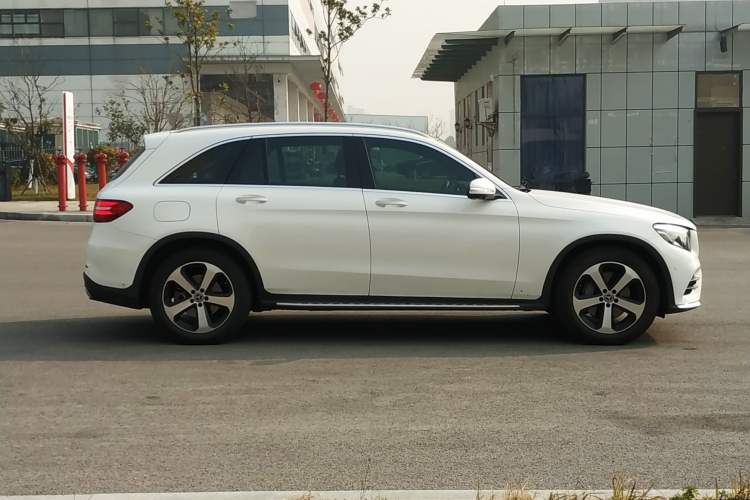 Used Mercedes-Benz GLC 2021 GLC 260 L 4MATIC Luxury Model