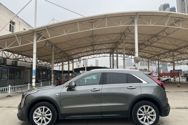 Used Cadillac XT4 2018 28T Two-Wheel Drive Tech Version
