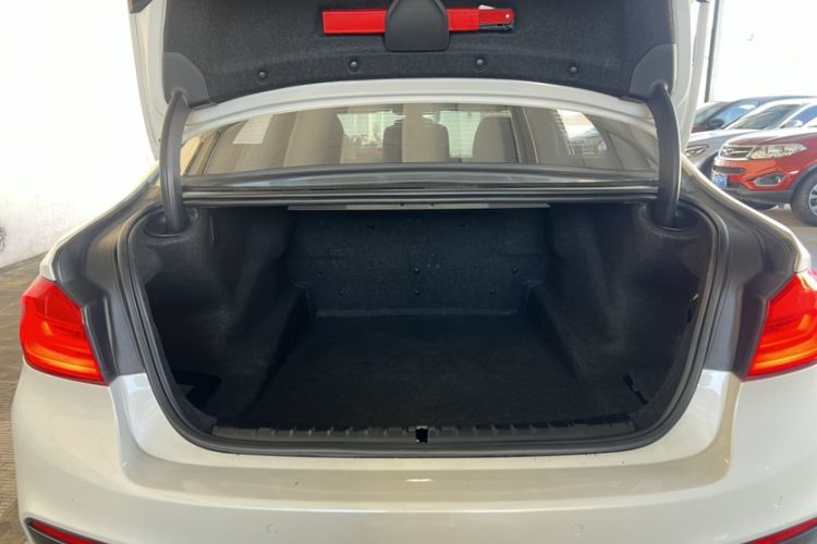 Used BMW 5 Series 2020 525Li M Sport Package