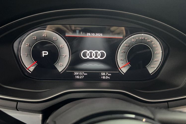 Used Audi A4L 2023 40 TFSI Fashion Dynamic Model
