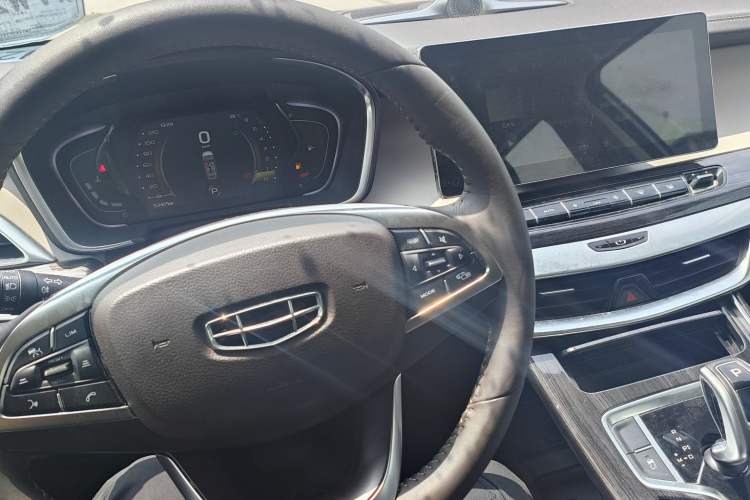 Used Geely Auto Jiajie 2021 1.8TD DCT Luxury Model
