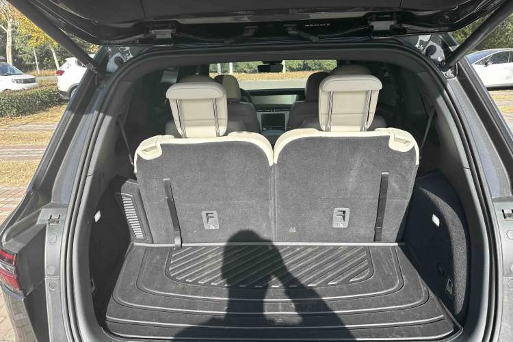 Used Li Auto ONE 2020 Extended-Range 6-Seater Version
