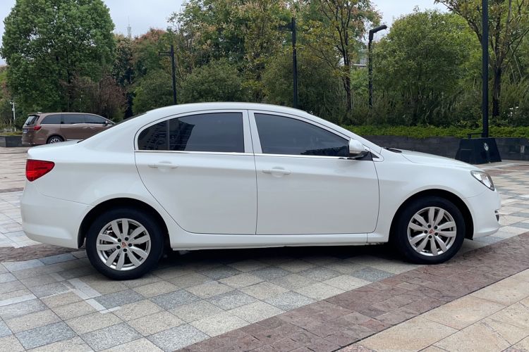 Used Roewe 350 2014 1.5L Automatic Xunda Edition
