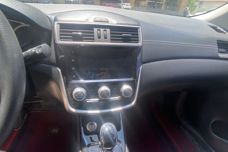 Used Nissan Tiida 2019 1.6L CVT Smart Drive Version China VI Standard
