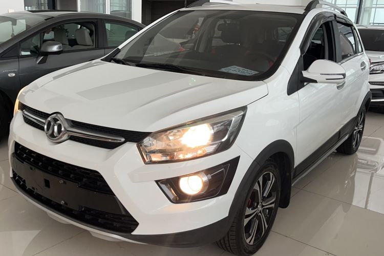Used BAIC Senova X25 2015 1.5L Manual Elite Model
