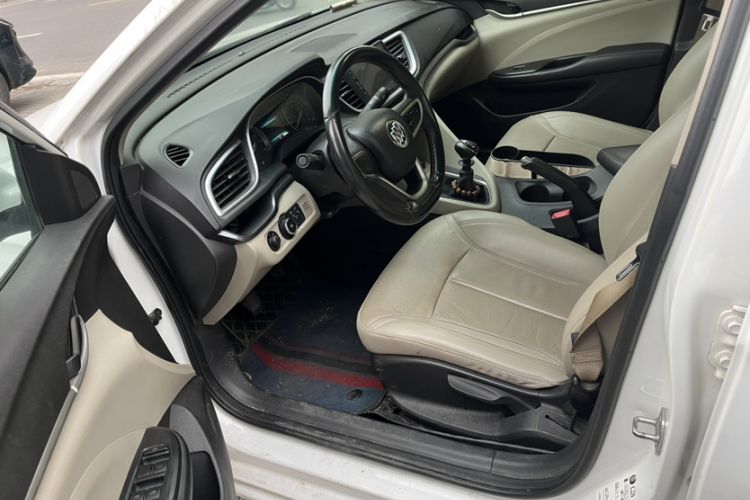 Used Buick GT 2018 15T Manual Elite Version China V Standard