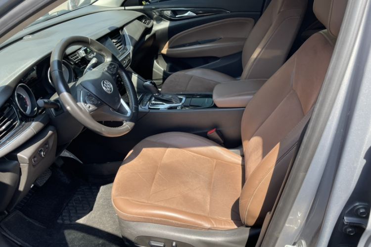 Used Buick Regal 2017 20T Luxury Model
