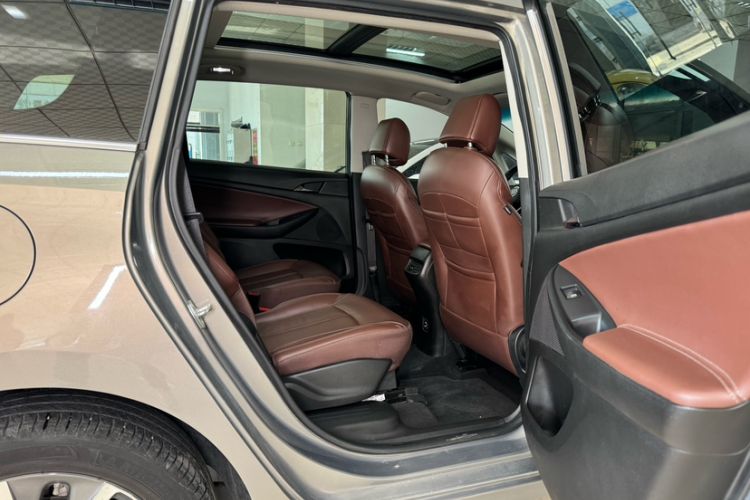 Used Buick GL6 2019 18T 6-Seater Connected Luxury Version China V Standard
