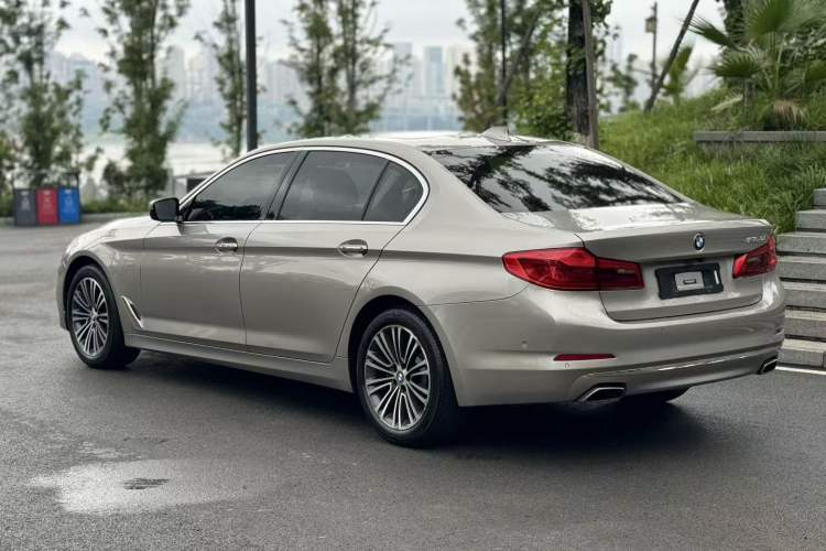 Used BMW 5 Series 2018 Facelifted 530Li Luxury Edition Premium Package
