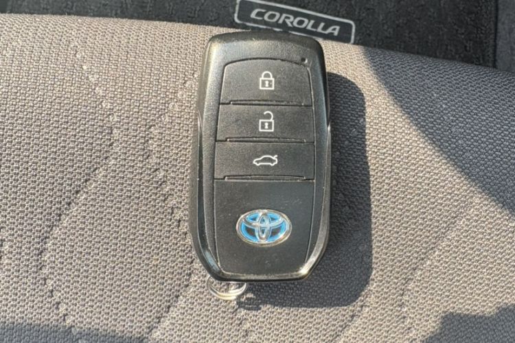 Used Toyota Corolla 2023 1.8L Smart Electric Hybrid Dual-Motor Elite Edition
