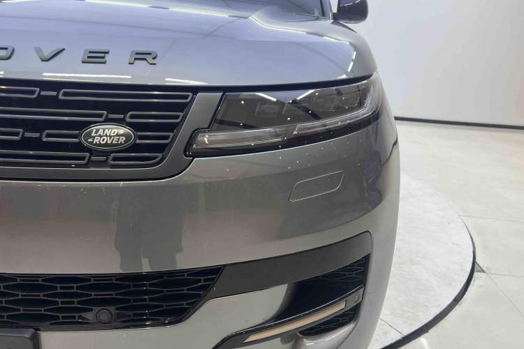 Used Land Rover Range Rover Sport 2023 400PS Dynamic SE
