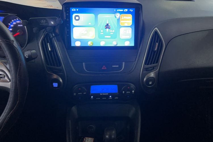 Used Hyundai ix35 2015 2.0L Automatic 2WD Smart Type China IV