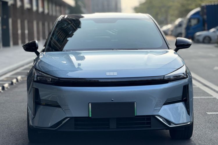 Used  L6 2025 EM-i 140km Long-Range Version