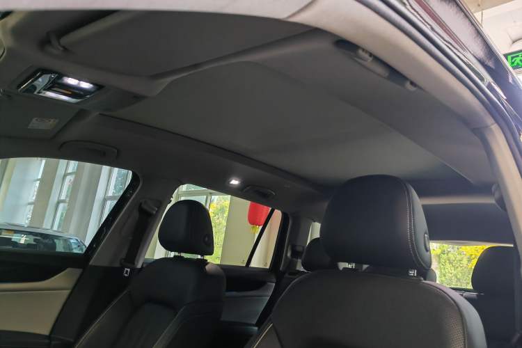 Used Volkswagen Teramont 2021 330TSI Two-Wheel-Drive Prestige Luxury Edition
