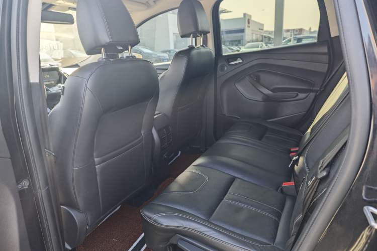 Used Ford Kuga 2013 2.0L GTDi Four-Wheel-Drive Sport Model