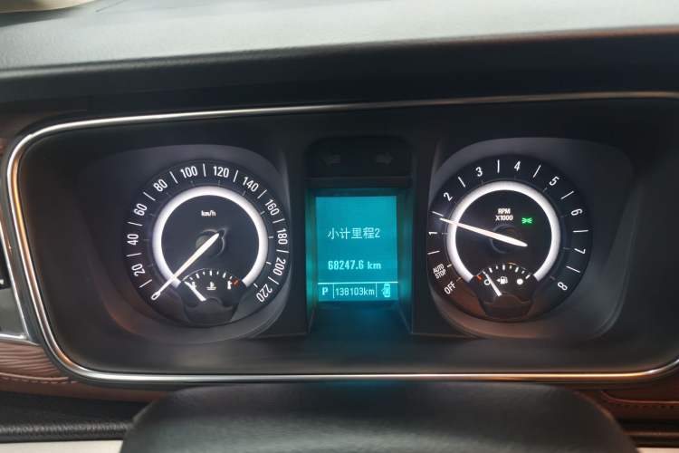 Used Buick GL8 2018 28T Luxury Model China VI Standard