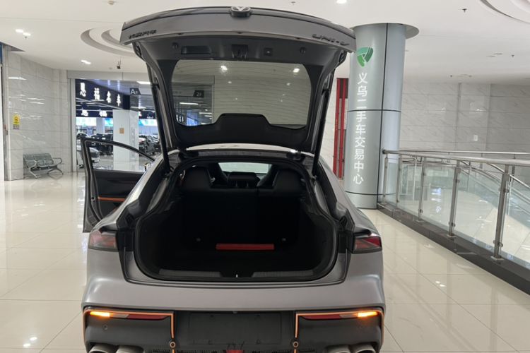 Used Changan UNI-V 2022 2.0T Leading-Speed Edition
