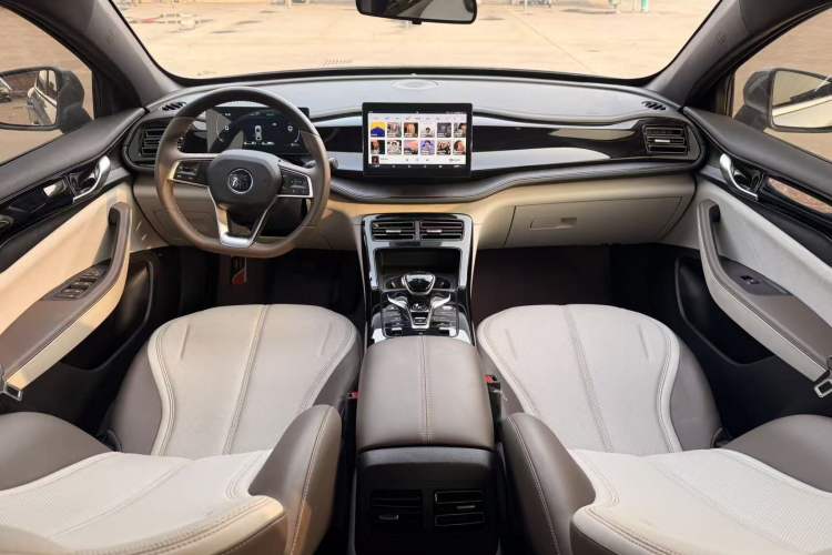 Used BYD Qin PLUS 2024 HONOR Edition DM-i 55KM Leading Model