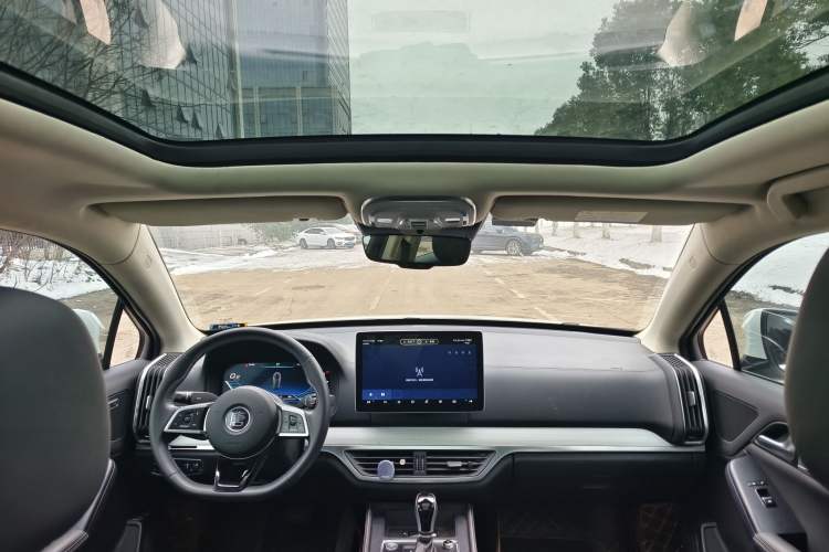 Used BYD Tang 2018 2.0T Automatic SmartConnect Prestige 7-Seater China V Standard