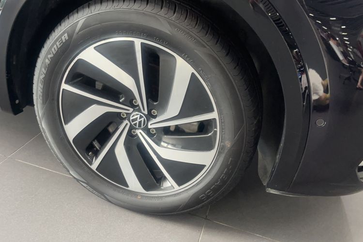 Used Volkswagen Viloran 2024 330TSI Luxury Edition
