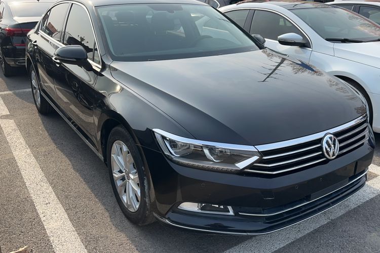 Used Volkswagen Magotan 2019 330TSI DSG Luxury Model China V Standard
