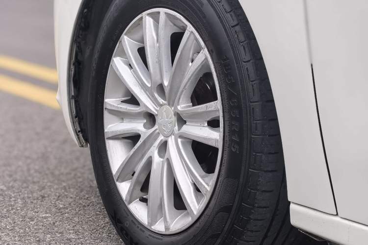 Used Peugeot 301 2014 1.6L Automatic Comfort Edition
