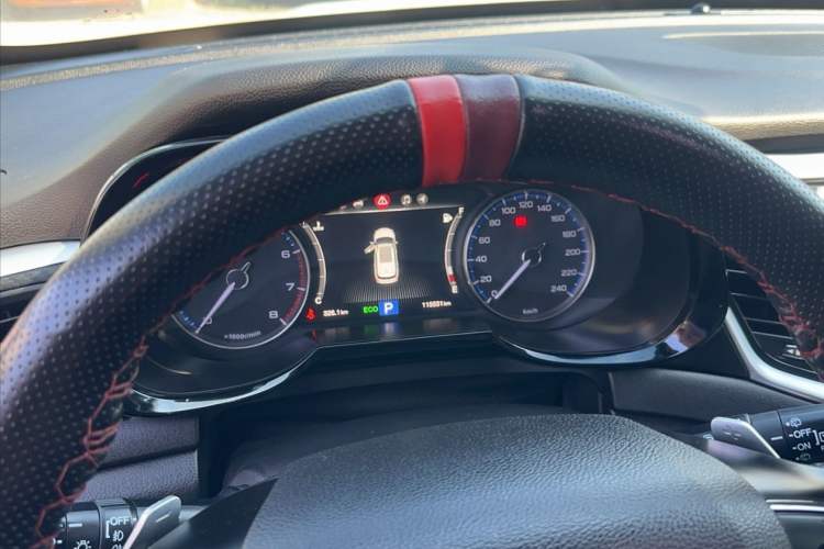 Used GAC Trumpchi GS7 2017 320T Two-Wheel-Drive Luxury Smart Connectivity Model
