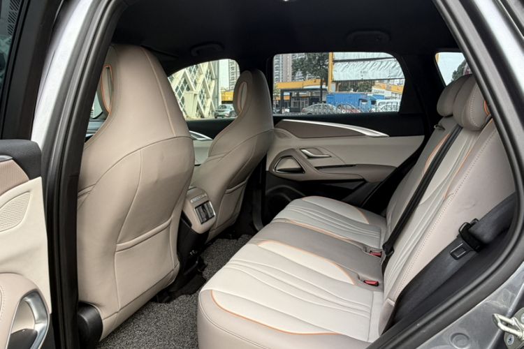 Used BYD Song Pro New Energy 2023 Champion Edition DM-i 71KM Navigation Model
