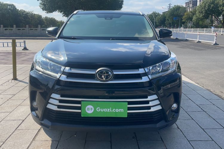Used Toyota Highlander 2018 2.0T Four-Wheel Drive Luxury Version 7 Seats China VI Standard
