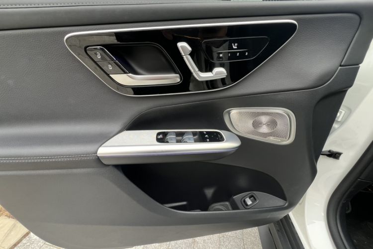 Used Mercedes-Benz GLC Coupe 2024 GLC 300 4MATIC Coupe SUV
