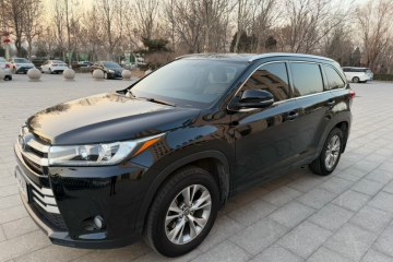 Used Toyota Highlander 2018 2.0T Two-Wheel Drive Elite Version 5 Seats China VI Standard