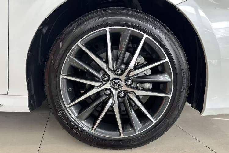 Used Toyota Camry 2023 2.5G Luxury Edition
