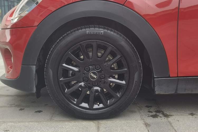 Used  MINI 2016 1.2T ONE Pioneer Edition Five-Door Version
