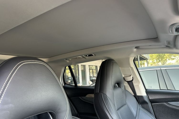 Used Lynk & Co 01 2019 2.0T Two-Wheel-Drive Pro Version China VI Standard
