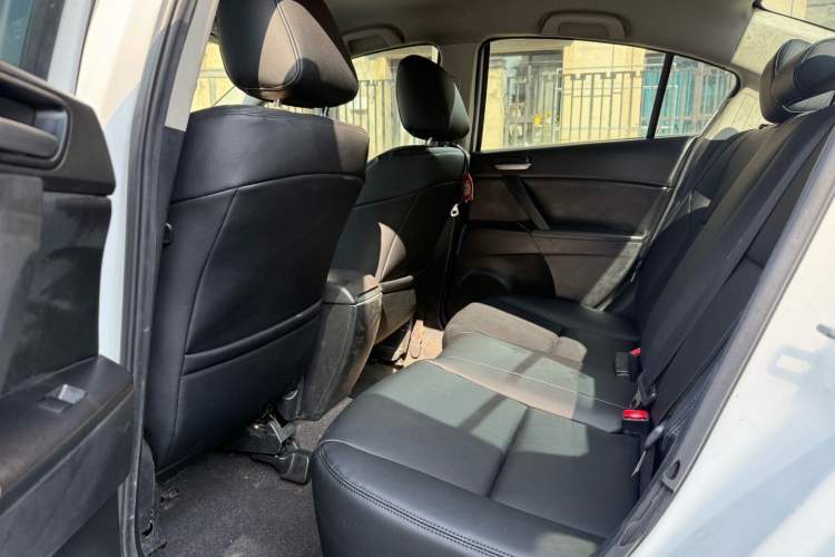 Used Mazda Mazda 3 2011 Sedan 1.6L Automatic Comfort Model