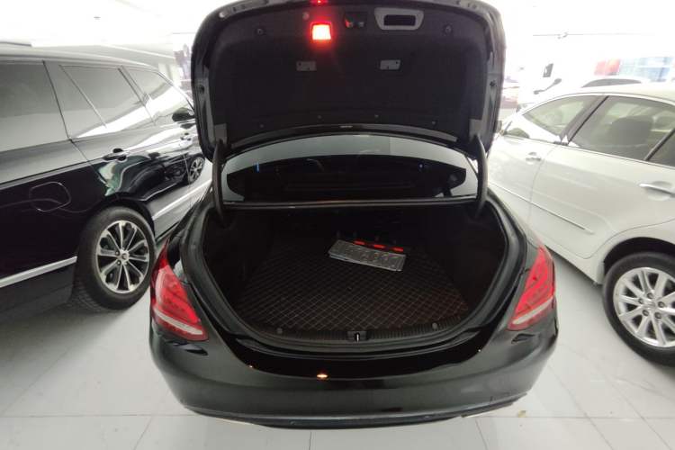 Used Mercedes-Benz C-Class 2016 C 200 L Sport Edition
