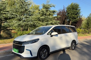 Used SAIC MAXUS Dajia 5 2022 430 km Elite Version 7-Seater