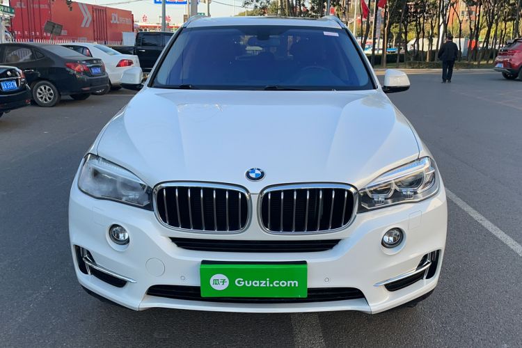 Used BMW X5 2018 xDrive28i
