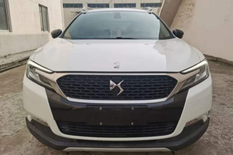 Used  6 2014 1.6T Luxury Edition THP160
