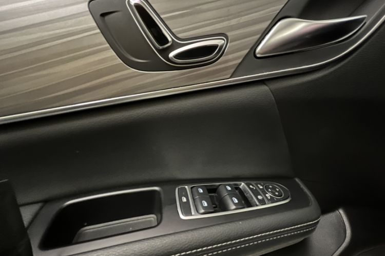 Used BYD Song MAX New Energy 2019 DM 1.5T Smart Connect Advanced 7-Seater China VI Standard