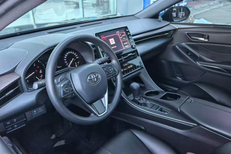 Used Toyota Avalon 2019 2.0L Ambition Edition China VI
