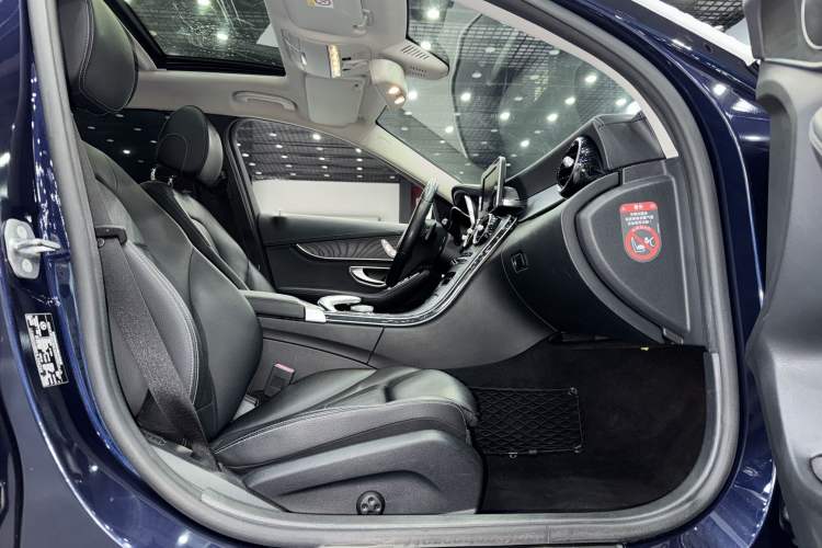 Used Mercedes-Benz C-Class 2017 Restyled C 180 L Fashion Edition Sport Version