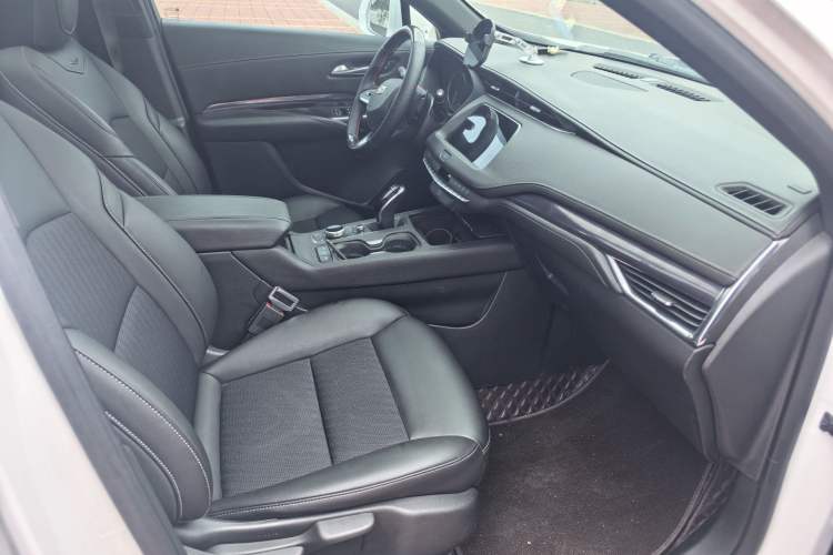 Used Cadillac XT4 2022 28T Two-Wheel Drive Fashion Edition
