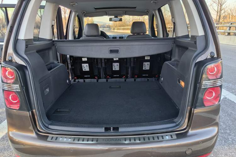 Used Volkswagen Touran 2013 1.4T DSG Comfort Edition 5-Seater
