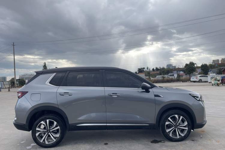 Used Wuling Asta 2022 2.0L DHT Electric-Speed Version