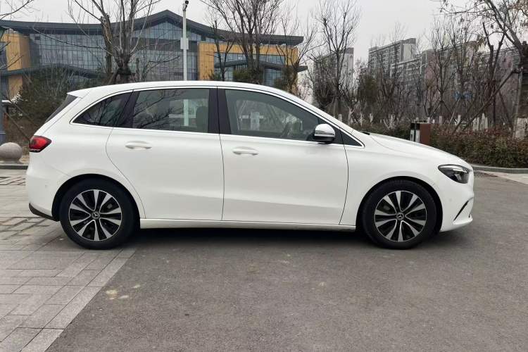 Used Mercedes-Benz B-Class 2021 B 200 Sport Edition