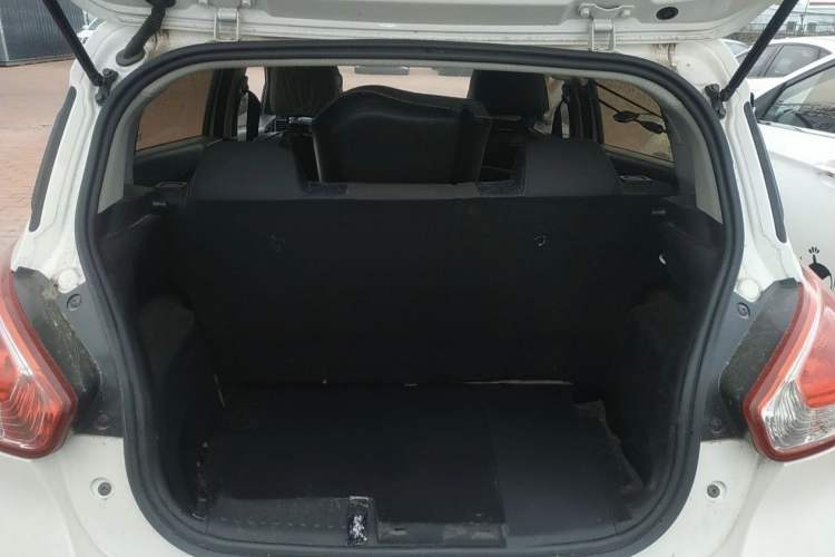 Used Baojun 310 2016 1.2L manual Comfort trim level
