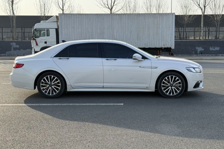 Used Lincoln Continental 2019 2.0T Two-Wheel Drive Zunya Version China VI Standard